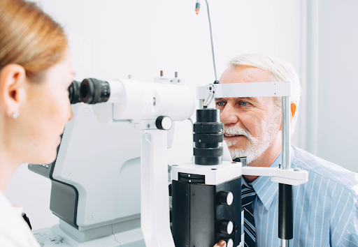 eye exam for recent advances in cataract treatment