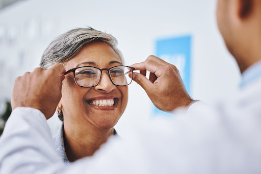 patient engagement in optometry while fitting glasses
